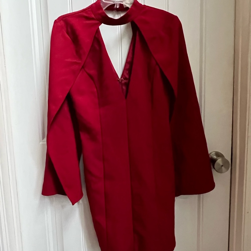 b.original by Shoe Fly red cape dress. Size Small EUC